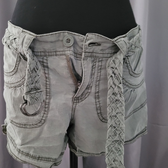 Shorts - Picture 6 of 6